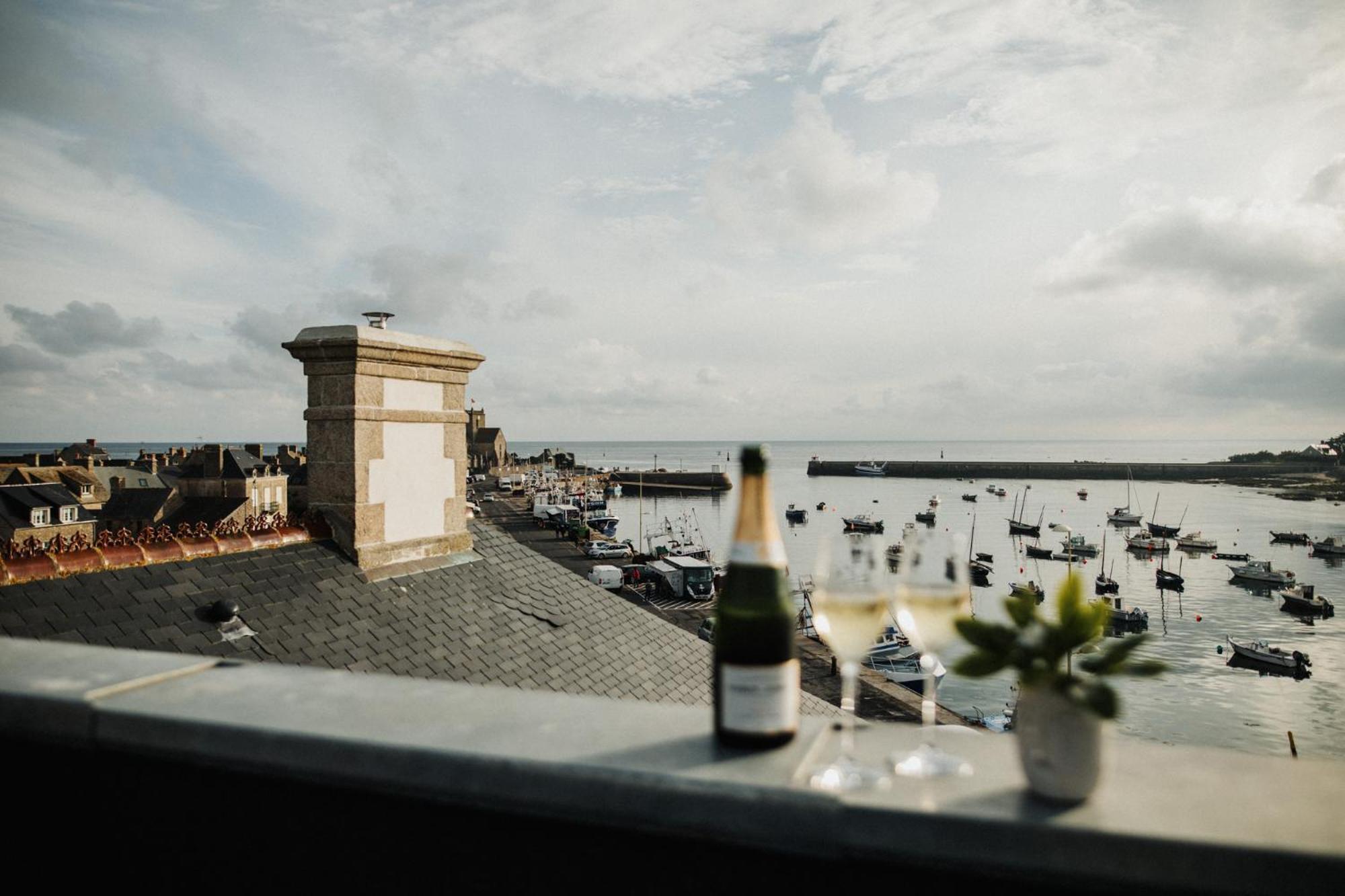 Le Mora Hotes Barfleur Eksteriør billede