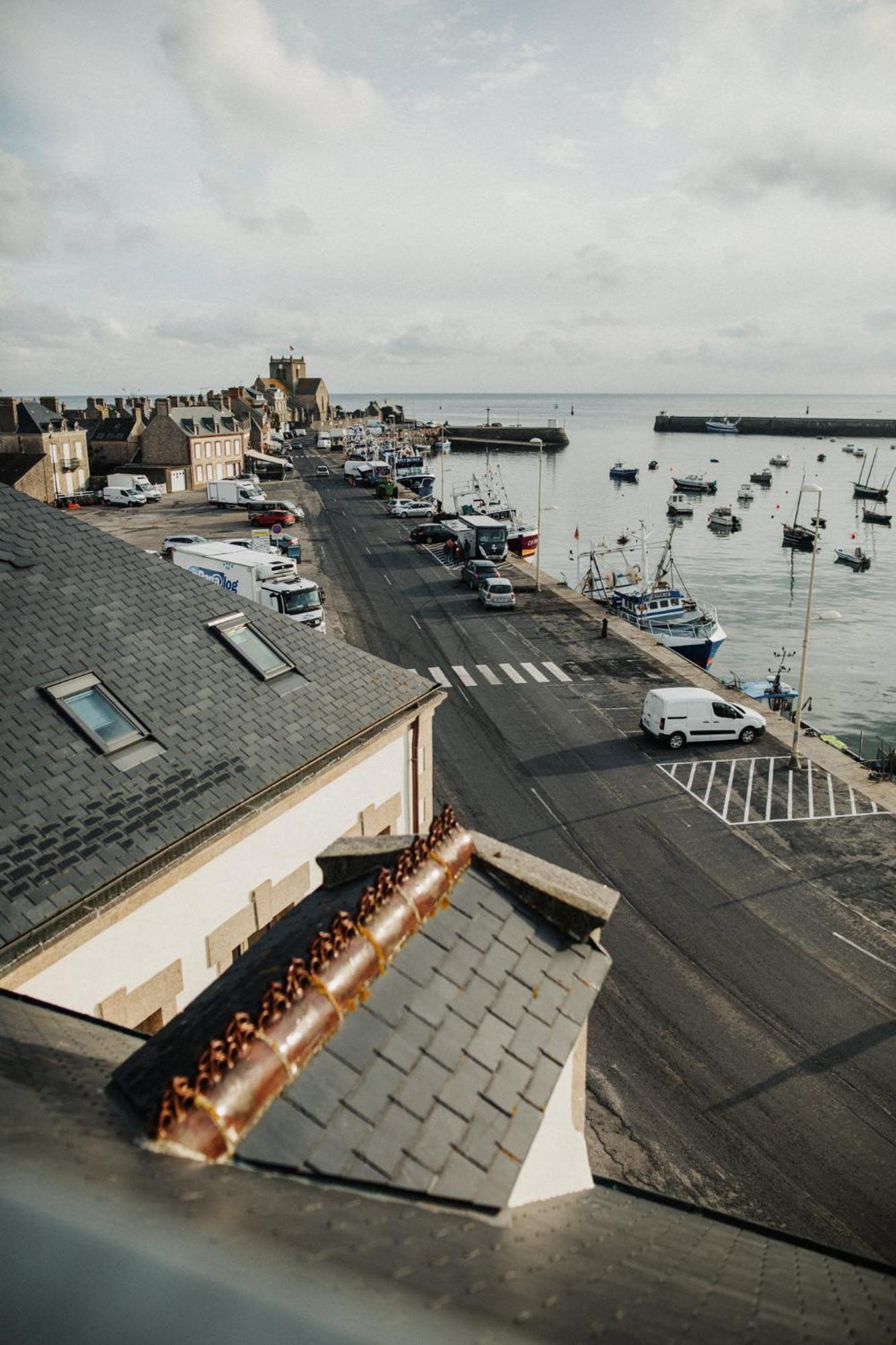 Le Mora Hotes Barfleur Eksteriør billede